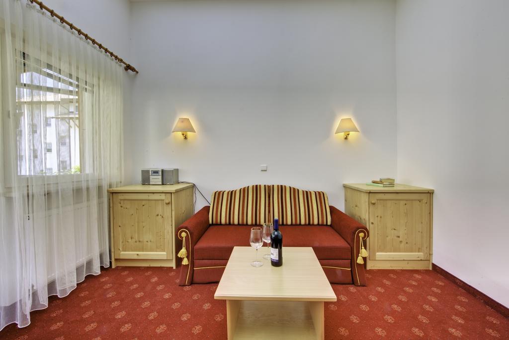 Parkhotel Plauserhof Habitación foto